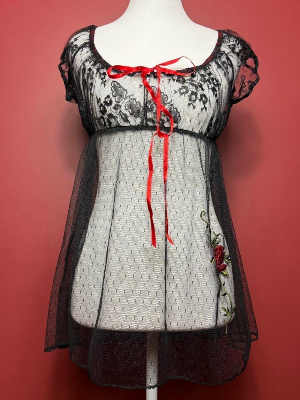 Victoria Secret Gothic Whimsigoth Rose Mesh Lace Embroidered Babydoll Size XS